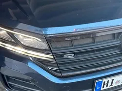 Andere außenfarben Gebraucht 2023 VW Touareg R-line Edition SUV | 48.999 €