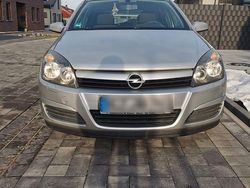 Silber Gebraucht 2005 Opel Astra Sport Kombi | 1.290 € (Guter Preis)