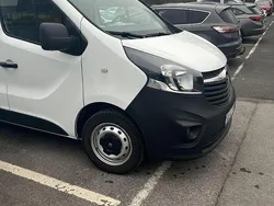 Weiß Gebraucht 2019 Opel Vivaro Van | 13.100 € (Fairer Preis)