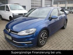 Blau Gebraucht 2018 VW Golf Join Limousine | 16.290 € (Fairer Preis)