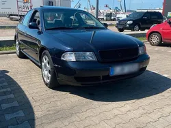 Blau Gebraucht 1996 Audi A4 Limousine | 1.050 € (Guter Preis)