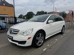 Weiß Gebraucht 2006 Mercedes R350 Van / Kleinbus | 9.900 € (Etwas zu teuer)
