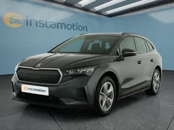 Grau Gebraucht 2022 Skoda Enyaq iV Loft SUV | 27.499 € (Fairer Preis)
