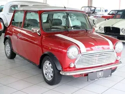 Rot Gebraucht 1999 Mini 1300 Kleinwagen | 18.900 €