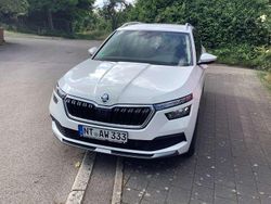 Weiß Gebraucht 2023 Skoda Kamiq Style SUV | 22.290 € (Guter Preis)