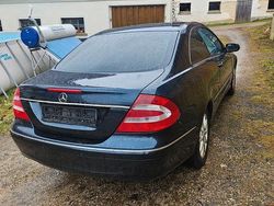 Schwarz Gebraucht 2002 Mercedes CLK200 Avantgarde Coupé | 1.990 € (Guter Preis)