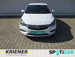 Schneeweiss Gebraucht 2016 Opel Astra Dynamic Limousine | 8.598 € (Fairer Preis)
