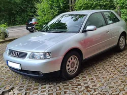 Silber Gebraucht 2002 Audi A3 Limousine | 2.000 € (Fairer Preis)