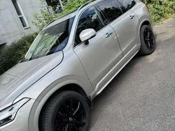 Silber Gebraucht 2016 Volvo XC90 Kinetic SUV | 24.000 € (Fairer Preis)