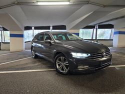 Grau Gebraucht 2019 VW Passat Business Kombi | 19.290 € (Fairer Preis)