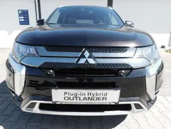 Mitsubishi Outlander P-HEV