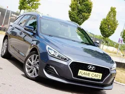 Grau Gebraucht 2018 Hyundai i30 Passion Plus Kombi | 11.800 € (Fairer Preis)