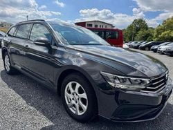 Grau Gebraucht 2021 VW Passat Kombi | 18.175 € (Guter Preis)