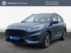 Chrome blue metallic Gebraucht 2023 Ford Kuga ST-Line SUV | 25.875 € (Superpreis)