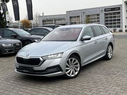 Silber Gebraucht 2020 Skoda Octavia First Edition Kombi | 14.800 € (Fairer Preis)