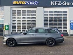 Grau Gebraucht 2017 Mercedes E220 Avantgarde Kombi | 14.980 € (Superpreis)