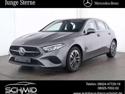Grau Gebraucht 2024 Mercedes A180 Progressive Limousine | 27.350 € (Guter Preis)