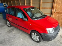 Rot Gebraucht 2006 Fiat Panda Kleinwagen | 2.990 €