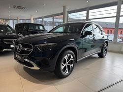 Blau Gebraucht 2024 Mercedes GLC300e SUV | 61.990 € (Fairer Preis)