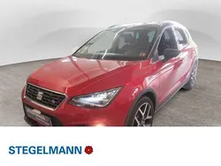 Rot Gebraucht 2018 Seat Arona CONNECT SUV | 16.290 € (Etwas zu teuer)