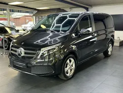 Grau Gebraucht 2019 Mercedes V220 Edition Van / Kleinbus | 39.900 € (Guter Preis)