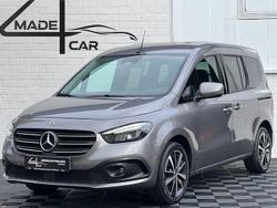 Grau Gebraucht 2022 Mercedes T180 Edition Van / Kleinbus | 27.511 € (Teuer)