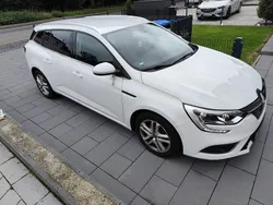 Weiß Gebraucht 2019 Renault Mégane IV LIMITED Limousine | 13.900 € (Fairer Preis)