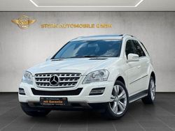 Weiß Gebraucht 2011 Mercedes ML350 SUV | 17.990 € (Teuer)
