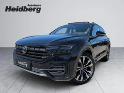 Blau Gebraucht 2021 VW Touareg R-line SUV | 59.880 € (Teuer)