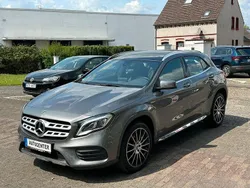 Grau Gebraucht 2017 Mercedes GLA200 AMG line SUV | 20.950 € (Fairer Preis)