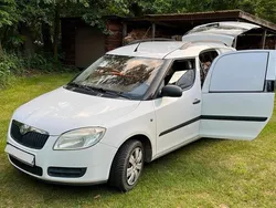 Weiß Gebraucht 2008 Skoda Roomster Kombi | 2.480 €