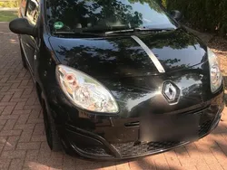 Schwarz Gebraucht 2007 Renault Twingo Kleinwagen | 1.990 €