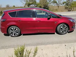 Rot Gebraucht 2019 Ford S-MAX ST-Line Van / Kleinbus | 22.500 € (Etwas zu teuer)