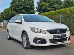 Weiß Gebraucht 2020 Peugeot 308 Active Kombi | 9.410 € (Superpreis)