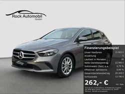 Grau Gebraucht 2019 Mercedes B180 Urban Van / Kleinbus | 22.900 € (Fairer Preis)