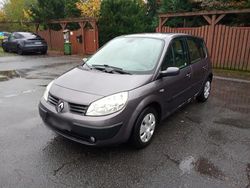 Grau Gebraucht 2005 Renault Scénic II Van / Kleinbus | 1.350 € (Fairer Preis)