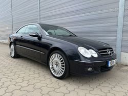 Schwarz Gebraucht 2009 Mercedes CLK350 Coupé | 7.450 € (Fairer Preis)