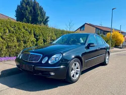 Schwarz Gebraucht 2005 Mercedes E220 Elegance Limousine | 9.999 €