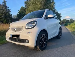Weiß Gebraucht 2019 Smart ForTwo Coupé Kleinwagen | 14.900 € (Fairer Preis)