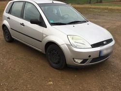 Silber Gebraucht 2004 Ford Fiesta Kleinwagen | 1.850 € (Teuer)