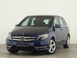 Blau Gebraucht 2012 Mercedes B180 Van / Kleinbus | 11.400 €
