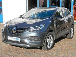 Grau Gebraucht 2020 Renault Kadjar Bose Edition SUV | 19.490 € (Fairer Preis)