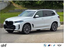 Weiß Gebraucht 2023 BMW X5 M Sport SUV | 73.990 € (Etwas zu teuer)