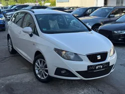 Weiß Gebraucht 2012 Seat Ibiza Reference Limousine | 3.700 € (Fairer Preis)