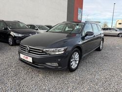 Grau Gebraucht 2019 VW Passat Business Kombi | 15.999 € (Fairer Preis)