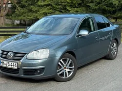 Grün Gebraucht 2006 VW Jetta Limousine | 3.550 € (Etwas zu teuer)