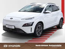 Weiß Gebraucht 2022 Hyundai Kona Trend SUV | 20.590 € (Guter Preis)