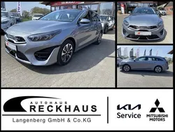 Silber (css lunarsilber) Gebraucht 2024 Kia Ceed Sportswagon Spirit Kombi | 25.450 € (Guter Preis)