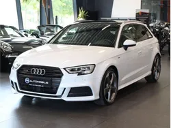 Weiß Gebraucht 2019 Audi A3 Sportback S-Line Limousine | 28.990 €