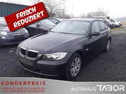 Black sapphire metallic Gebraucht 2007 BMW 318 Limousine | 985 € (Guter Preis)